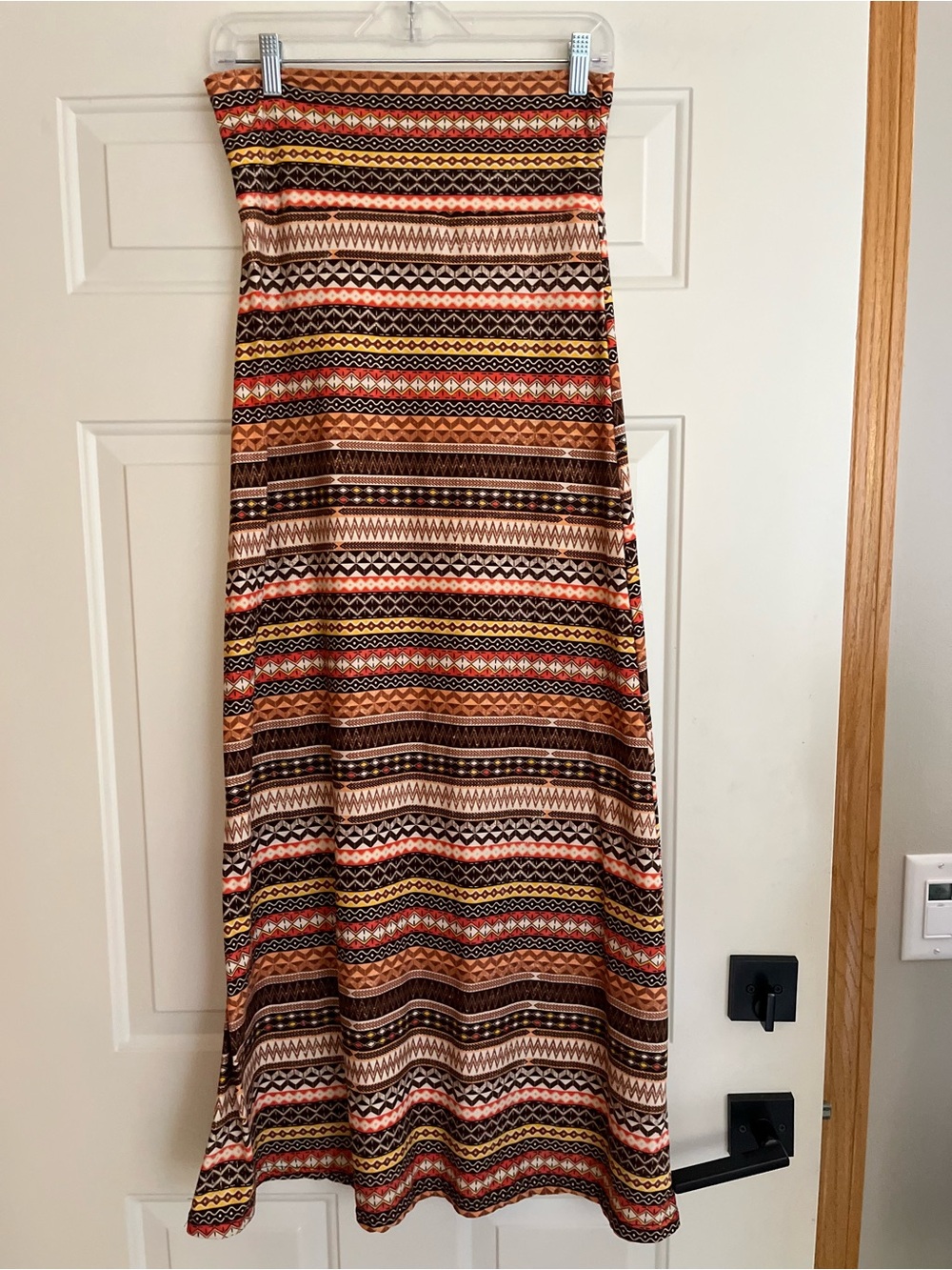 Women’s Hot Kiss brown orange tan pattern pull on maxi skirt. Small/medium - Picture 8 of 14